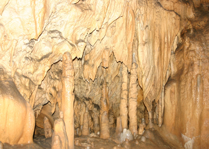 Grotte du Cerdon